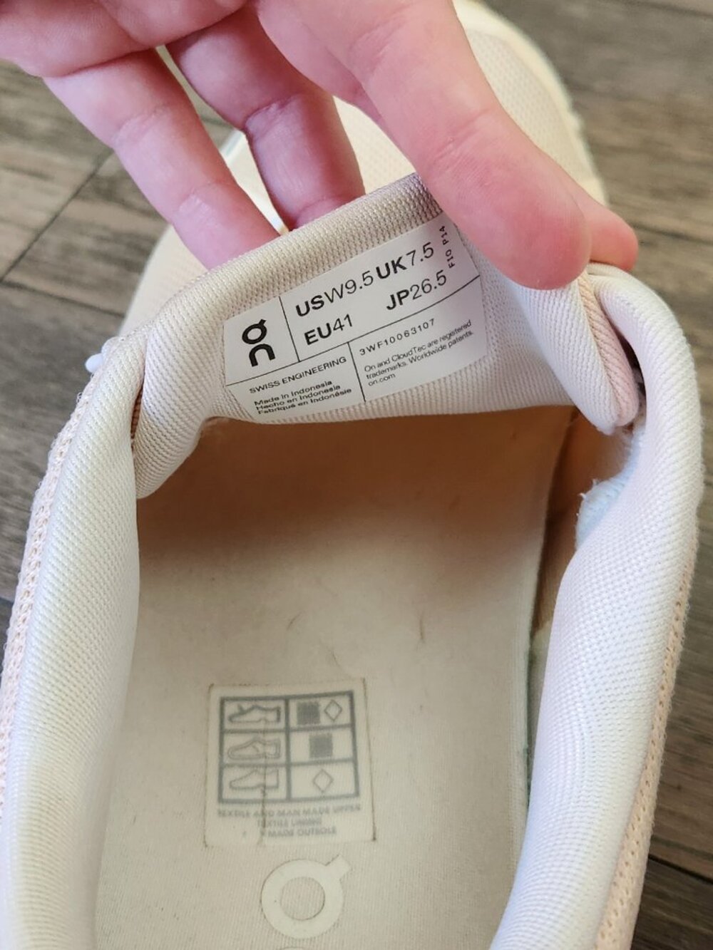 On Cloud 6 Sneakers Running Shoes Blonde Dew Women's 9.5 - Picture 9 of 9
